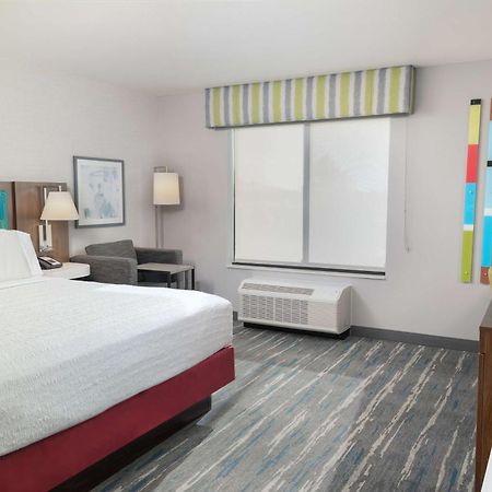 Hampton Inn & Suites Santa Rosa Sonoma Wine Country Exterior foto